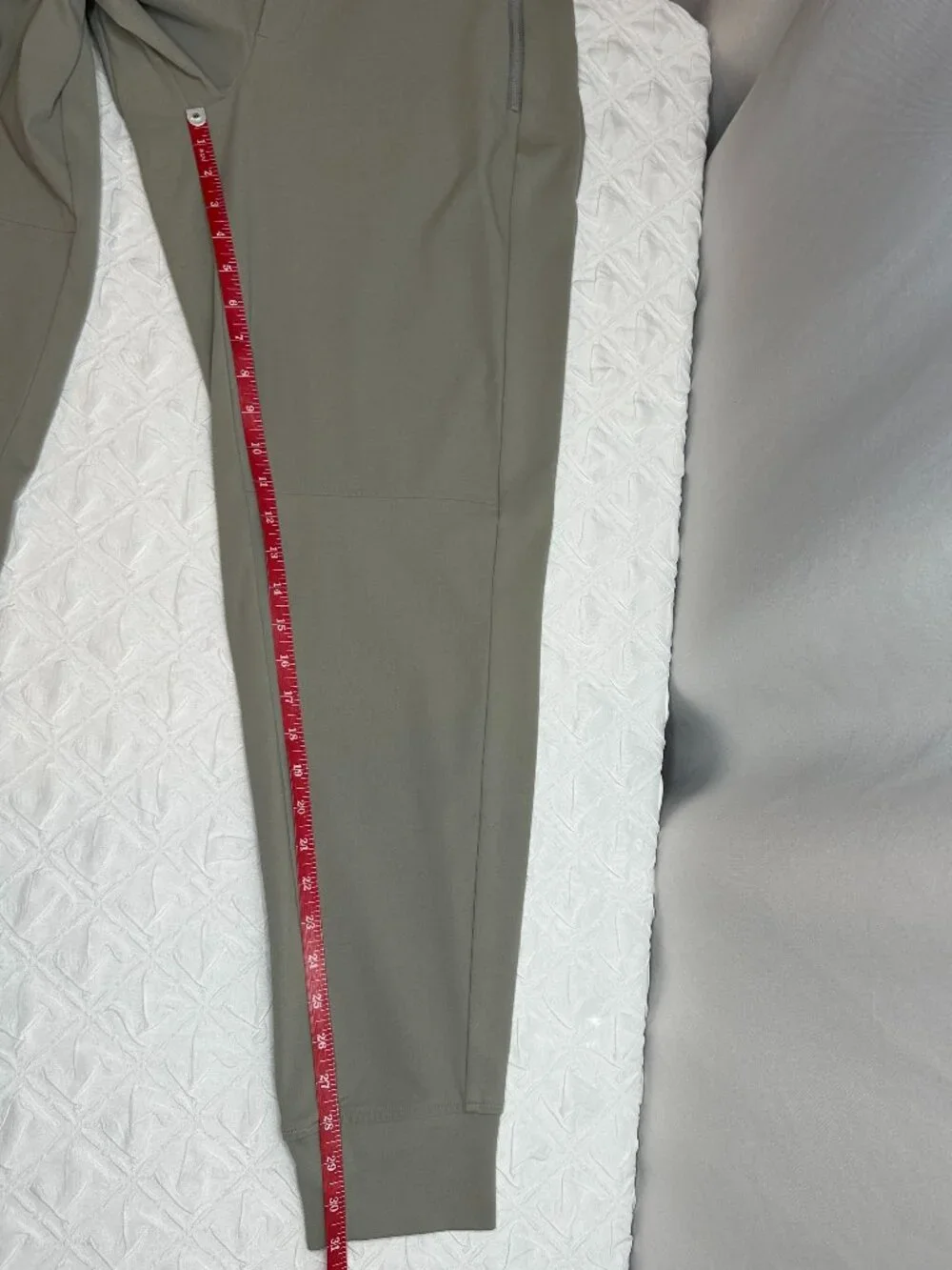 Athleta Headlands Hybrid Trek Joggers Size 12 Tall Athleisure Outdoor Gym Hiking - Picture 3 of 8